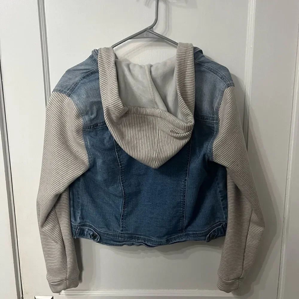 Fleece lined jean jacket - Picture 2 of 3